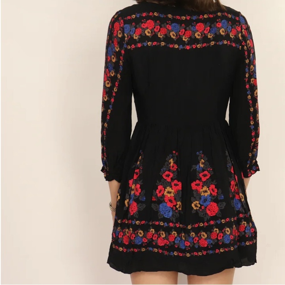 Free People Age of Aquarius floral peasant dress 0 - Picture 5 of 11